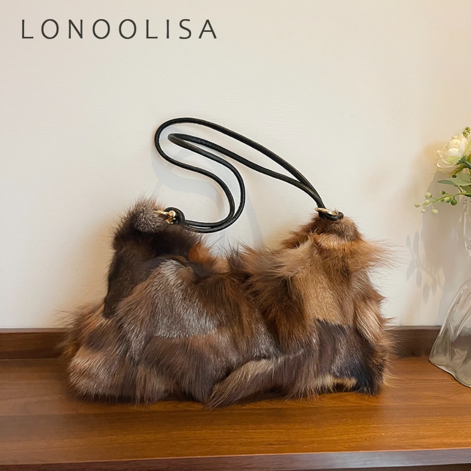 Interior Design Warm - Luxury Winter Warm Fox Fur Shoulder