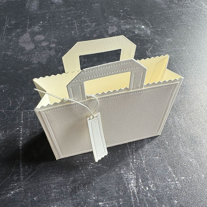 3D Christmas Giftbag Tag Ornam - Interior Design Paper recension och pris