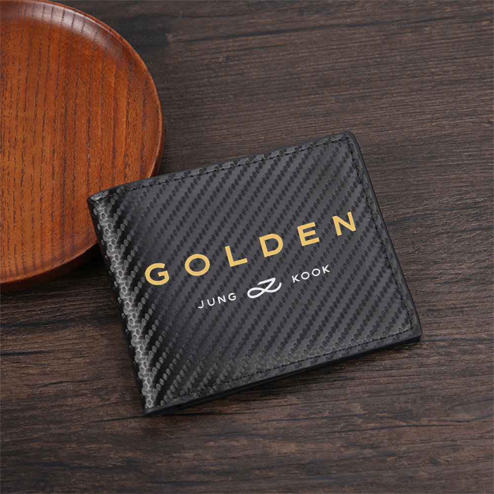 Golden text and artist's name  - Interior Design Name recension och pris