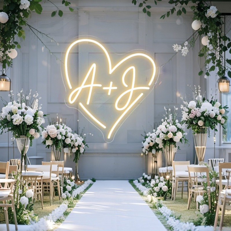 Custom Initials Heart LED Neon - Interior Design Names recension och pris